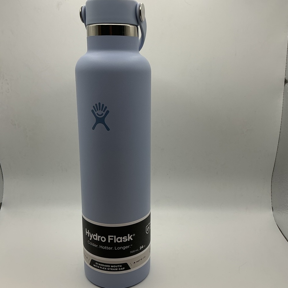 Hydro Flask 24 oz Standard Mouth Bottle Flex Straw Cap Light Blue NEW With Box